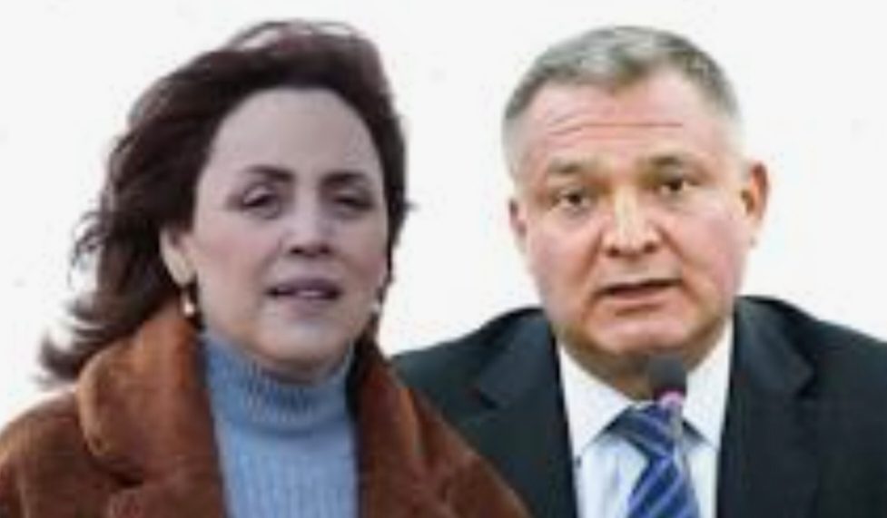 García Luna y su Esposa